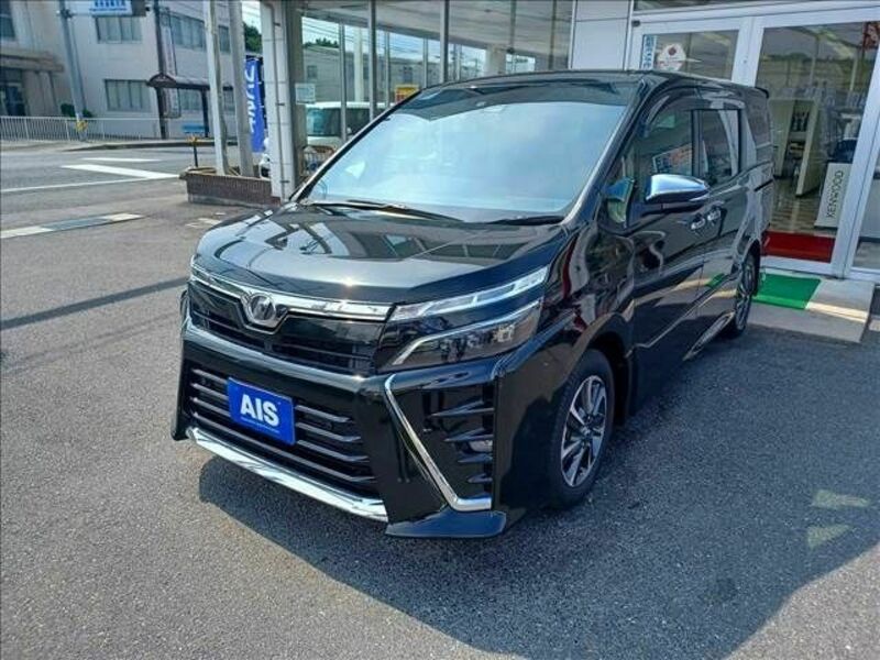 TOYOTA　VOXY