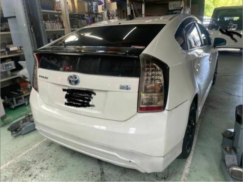 PRIUS-2