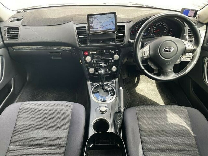 LEGACY OUTBACK-1