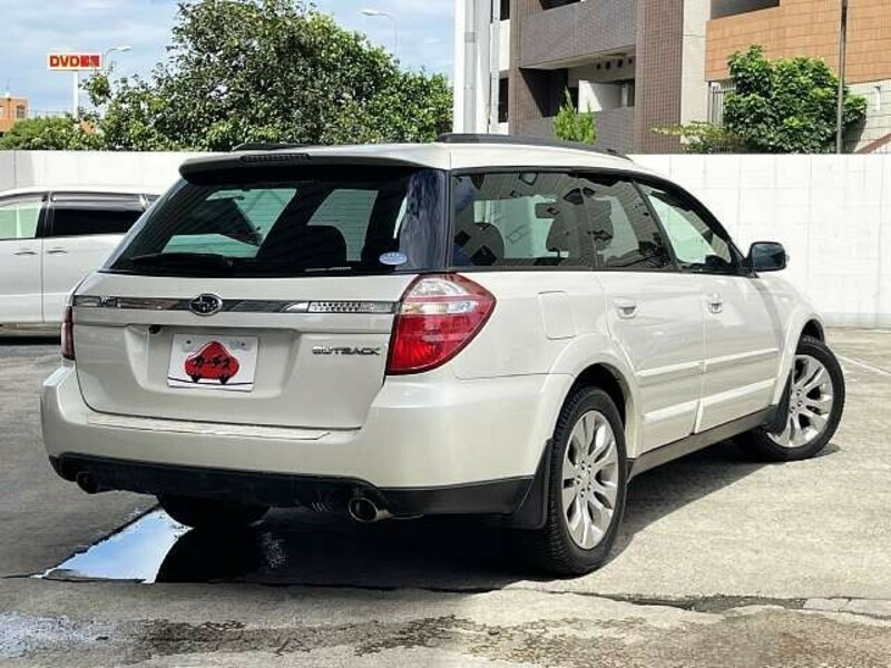LEGACY OUTBACK-2