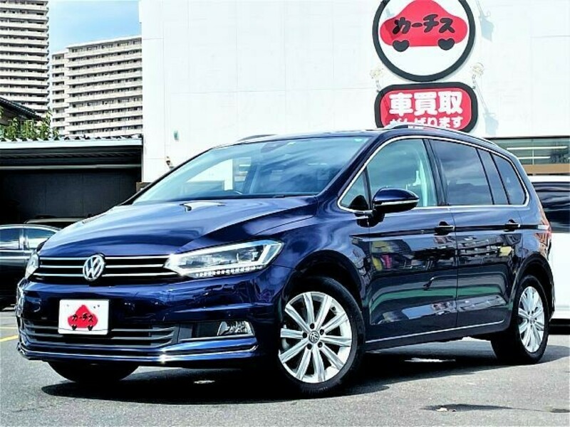 VOLKSWAGEN　GOLF TOURAN