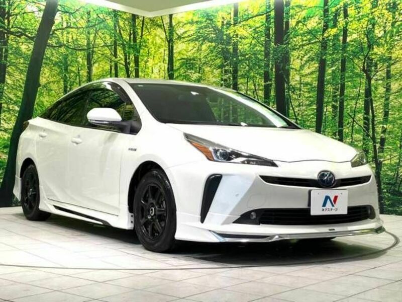 PRIUS-16