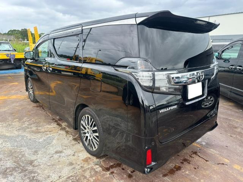 VELLFIRE-7