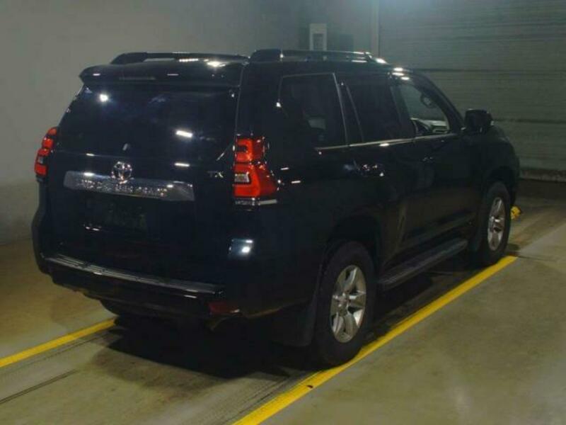 LAND CRUISER PRADO-1