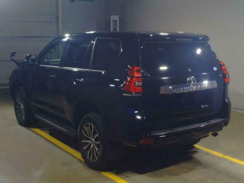 LAND CRUISER PRADO-13