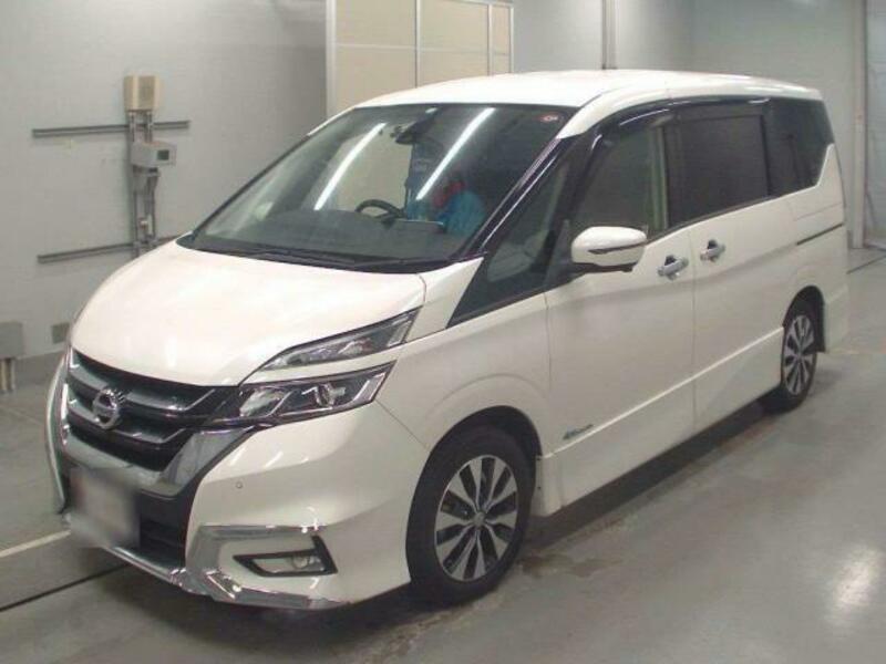 NISSAN　SERENA