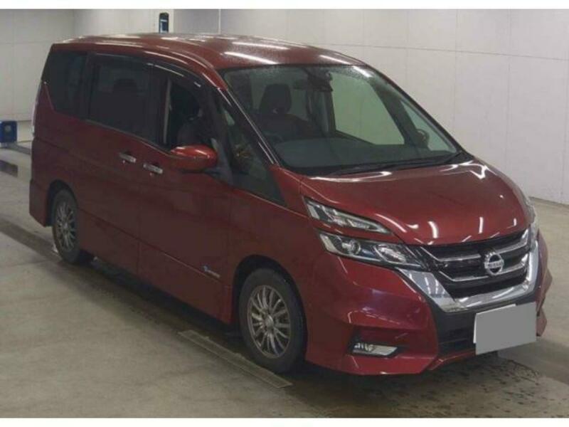 NISSAN　SERENA