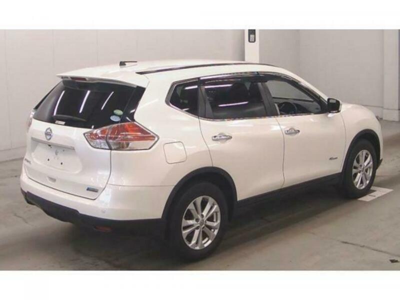 X-TRAIL-3