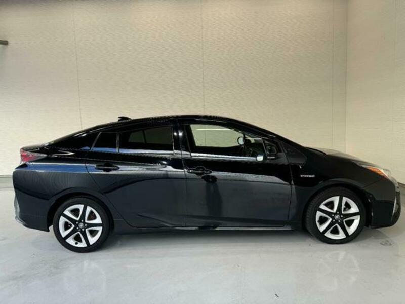 PRIUS-15