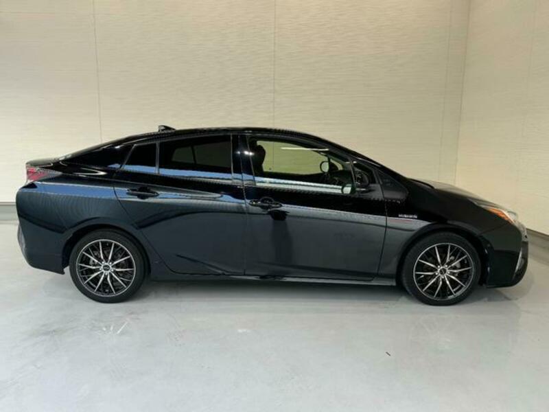 PRIUS-15