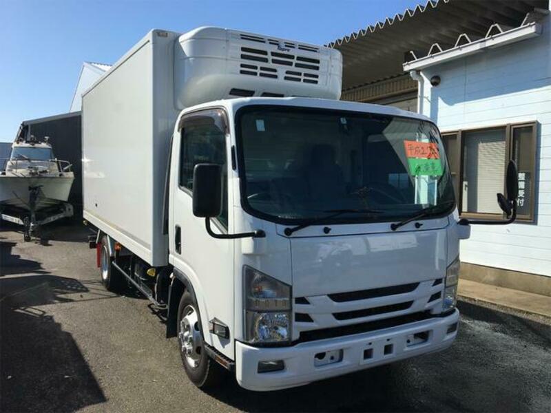 ISUZU　ELF