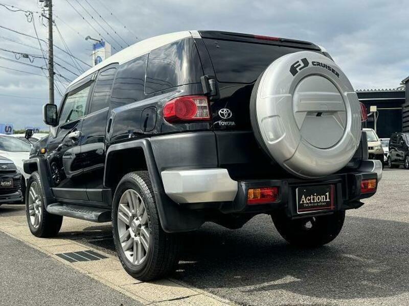 FJ CRUISER-14