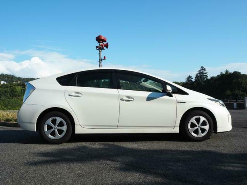 PRIUS-3