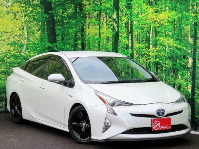 PRIUS-11