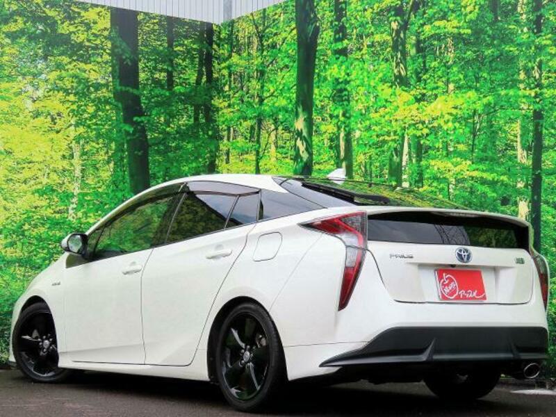 PRIUS-14