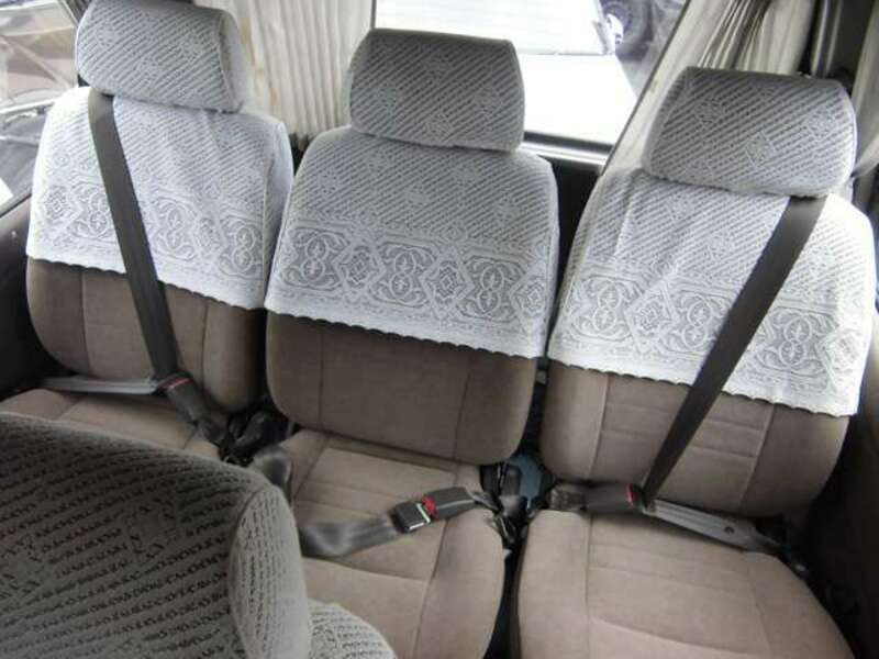 HIACE-11