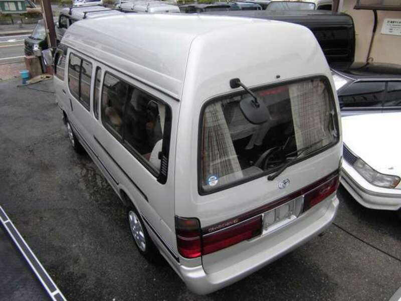 HIACE-4