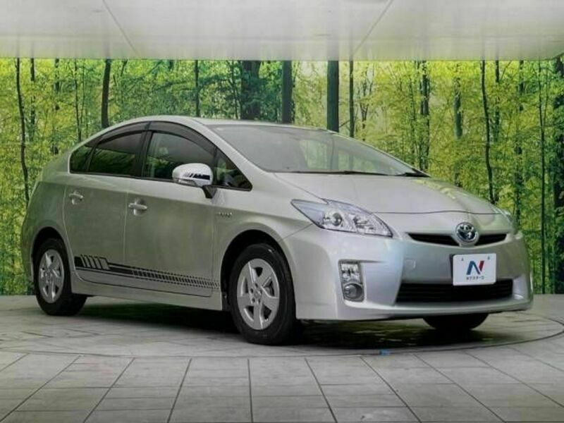 PRIUS-16