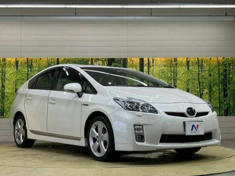 PRIUS-16