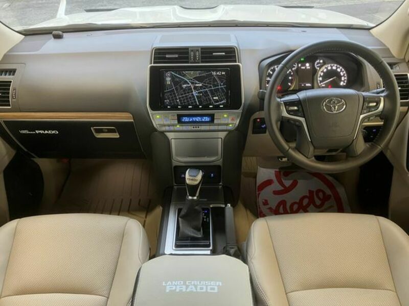 LAND CRUISER PRADO-1