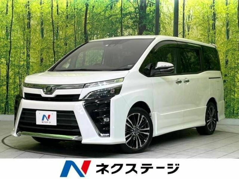 TOYOTA　VOXY