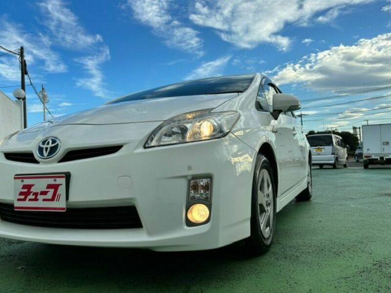 PRIUS-25