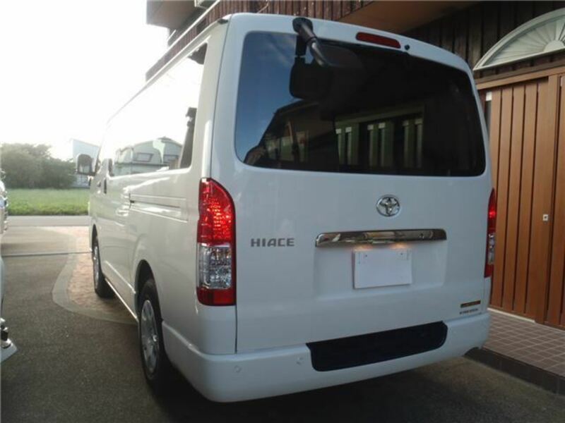 HIACE VAN-16