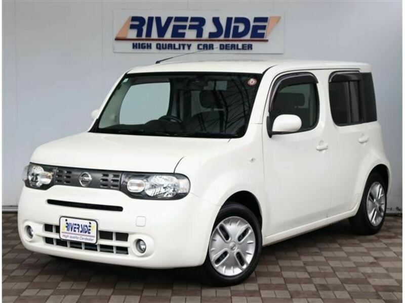 NISSAN　CUBE