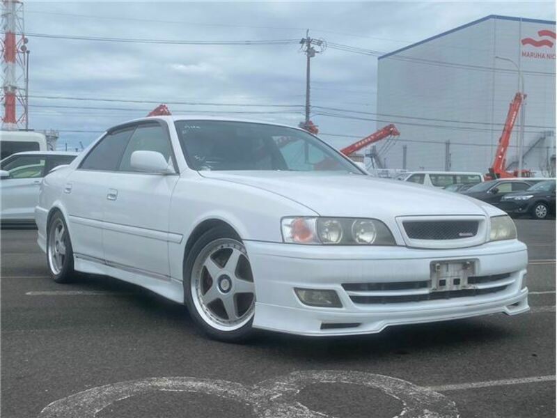 TOYOTA　CHASER