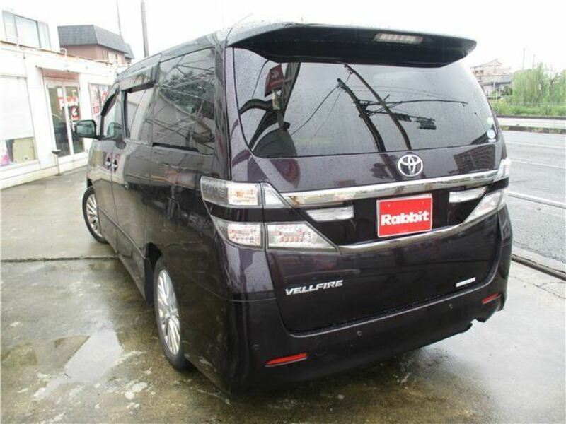 VELLFIRE-10