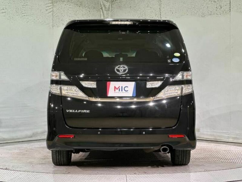 VELLFIRE-16