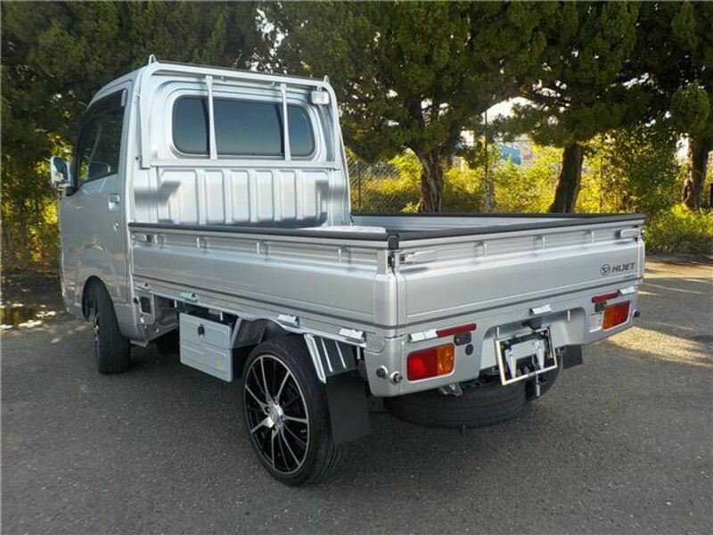 HIJET TRUCK-1