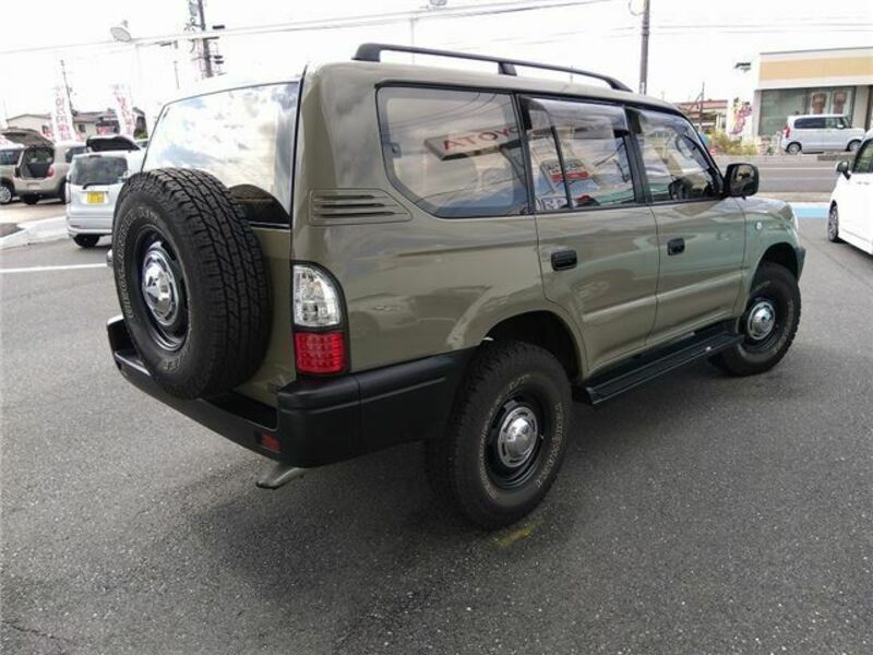 LAND CRUISER PRADO-1