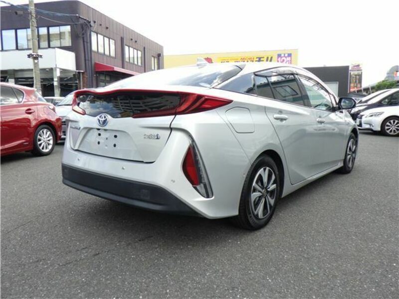 PRIUS PHV-3