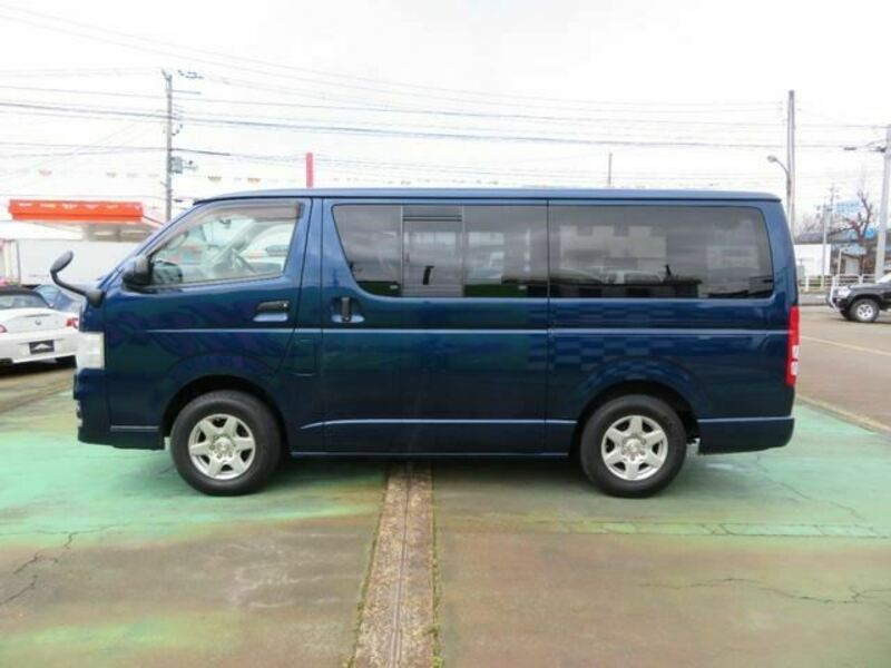 HIACE VAN-3