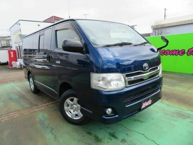 HIACE VAN-8