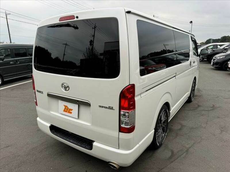 HIACE VAN-12