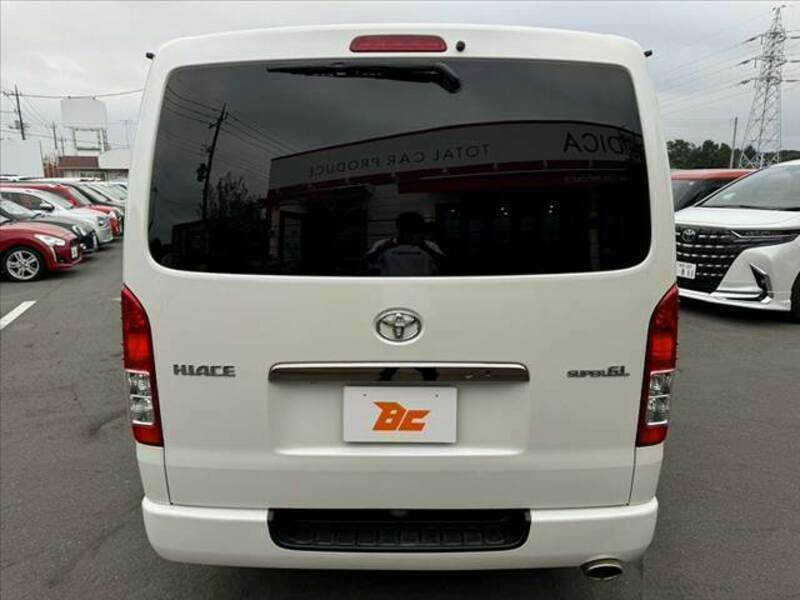 HIACE VAN-13