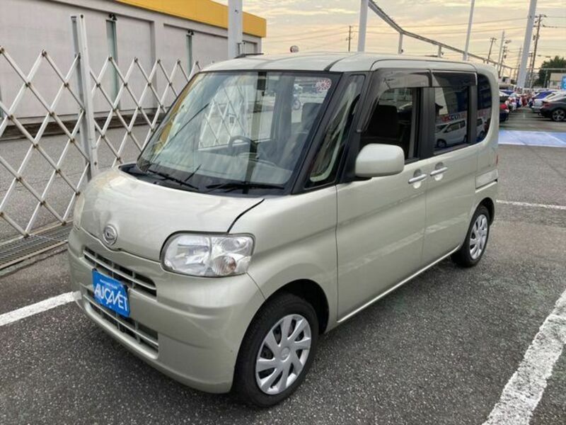 DAIHATSU　TANTO