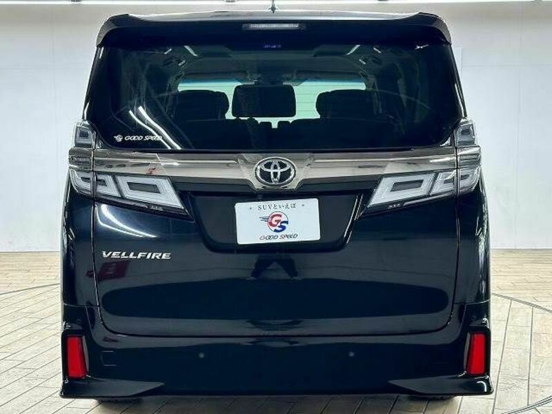 VELLFIRE-18