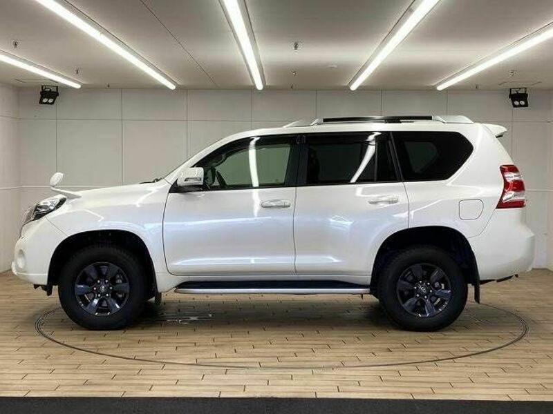 LAND CRUISER PRADO-15