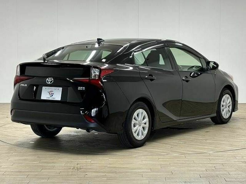 PRIUS-15