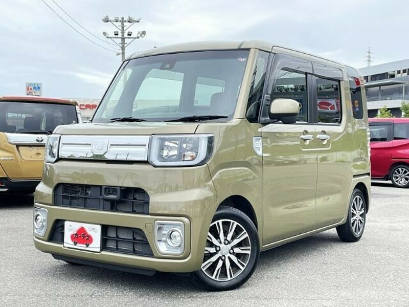 DAIHATSU WAKE