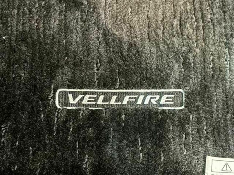 VELLFIRE-28