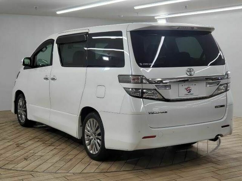 VELLFIRE-16