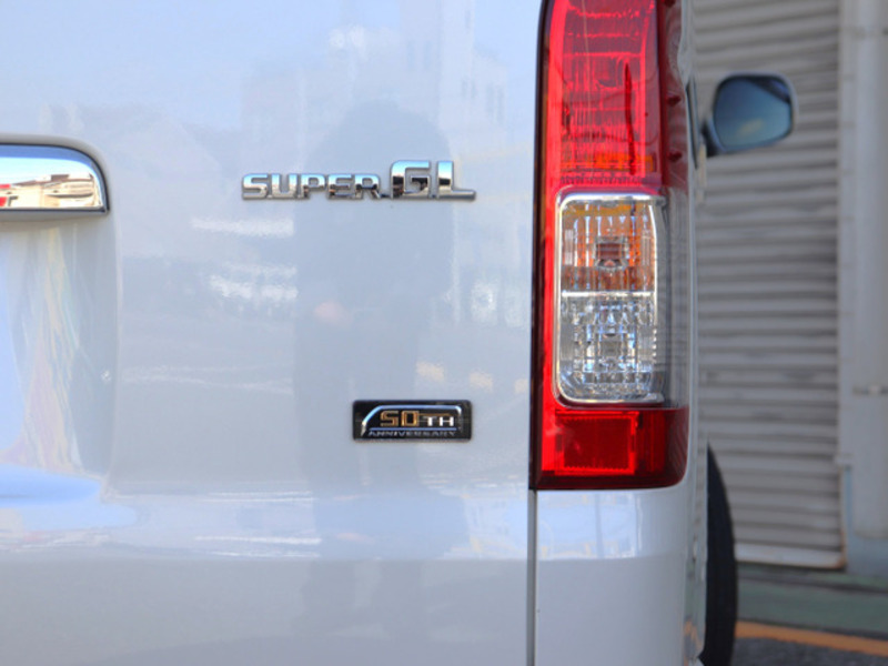 HIACE VAN-1