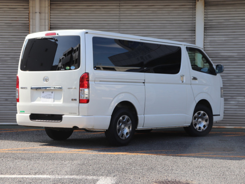 HIACE VAN-7