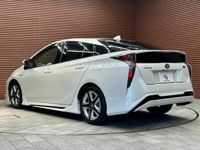 PRIUS-15