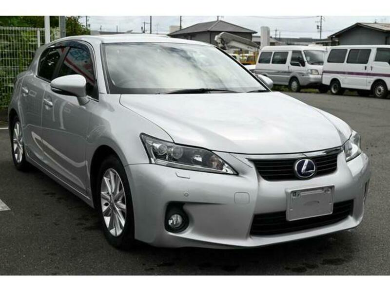 LEXUS　CT