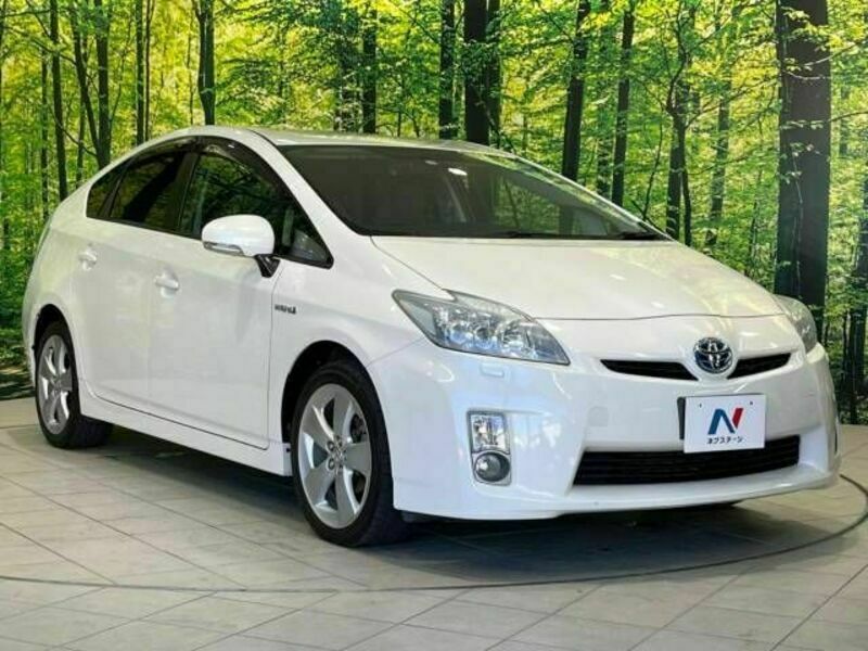 PRIUS-16